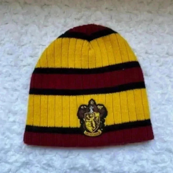 Harry Potter Gryffindor Hat Red And Yellow Knit Beanie - Picture 8 of 9